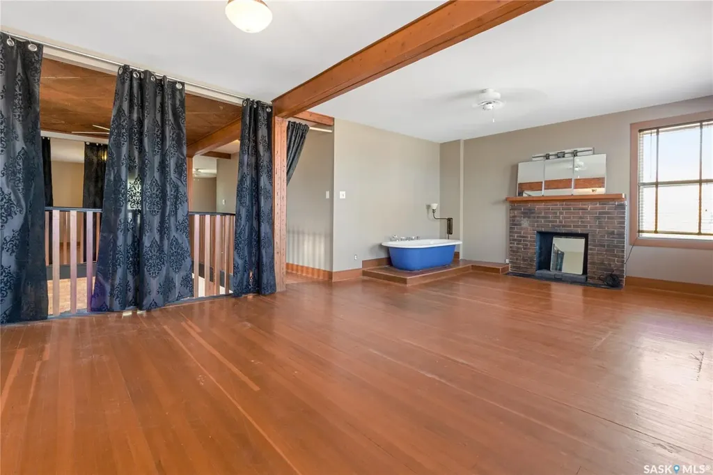 1002 9th Street Perdue SK S0K 3C0
