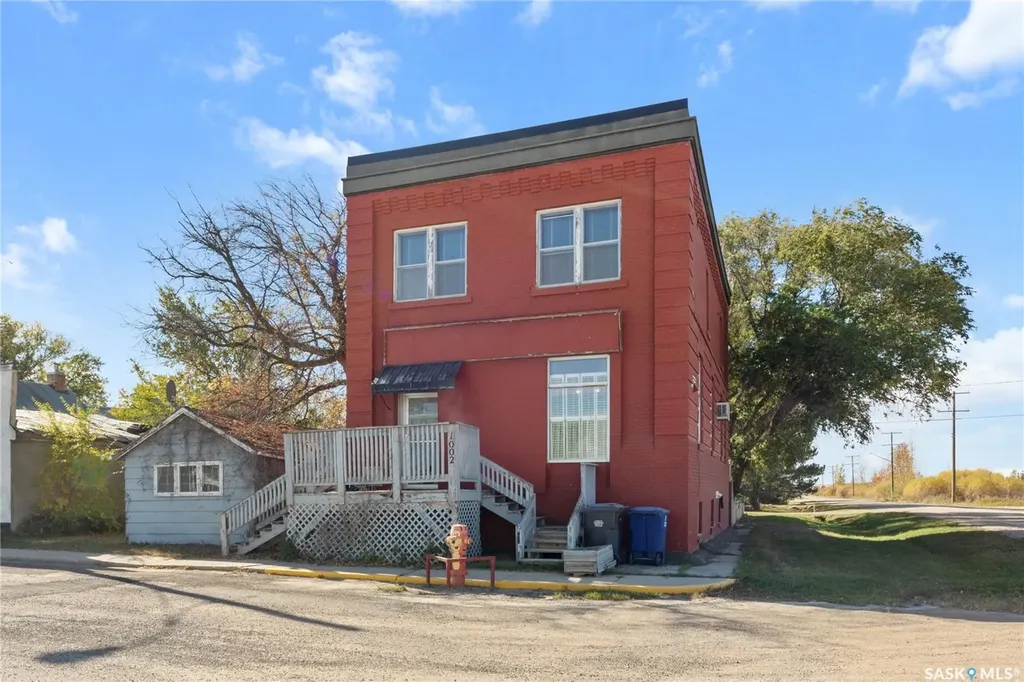 1002 9th Street Perdue SK S0K 3C0