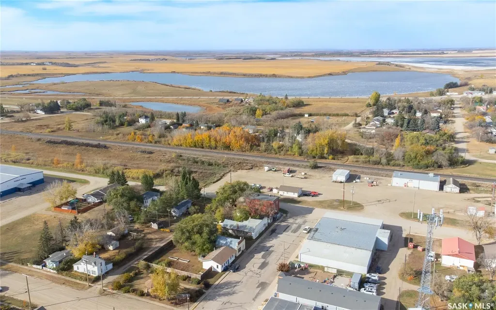 1002 9th Street Perdue SK S0K 3C0