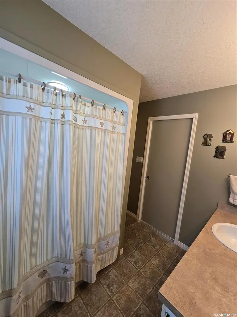 106 Seashell Road Crooked Lake SK S0G 2B0
