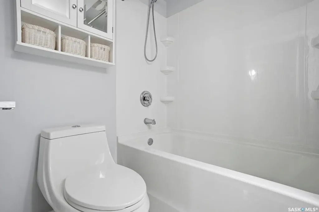 38 Cartier Crescent Saskatoon SK S7L 4L7
