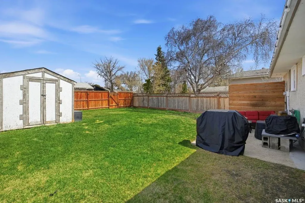 38 Cartier Crescent Saskatoon SK S7L 4L7