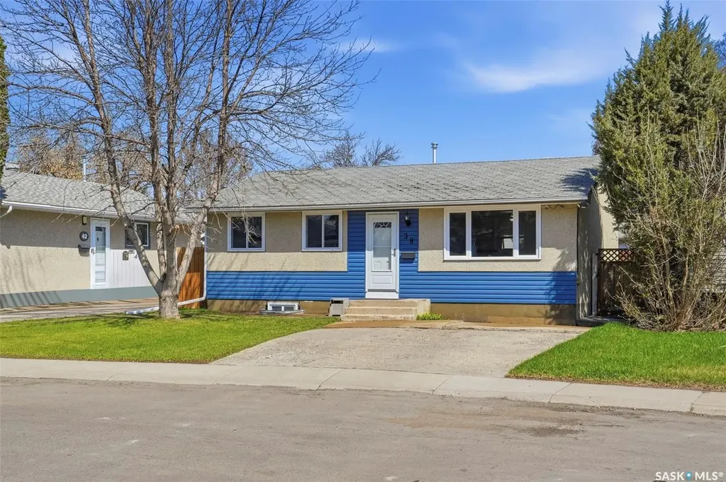 38 Cartier Crescent Saskatoon SK S7L 4L7