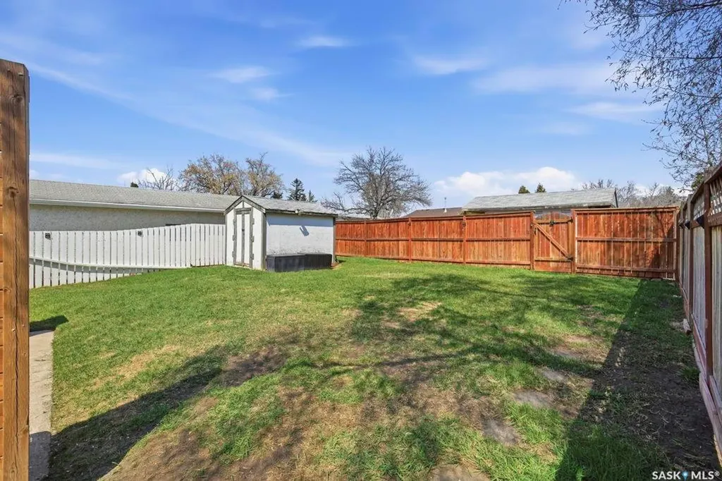 38 Cartier Crescent Saskatoon SK S7L 4L7