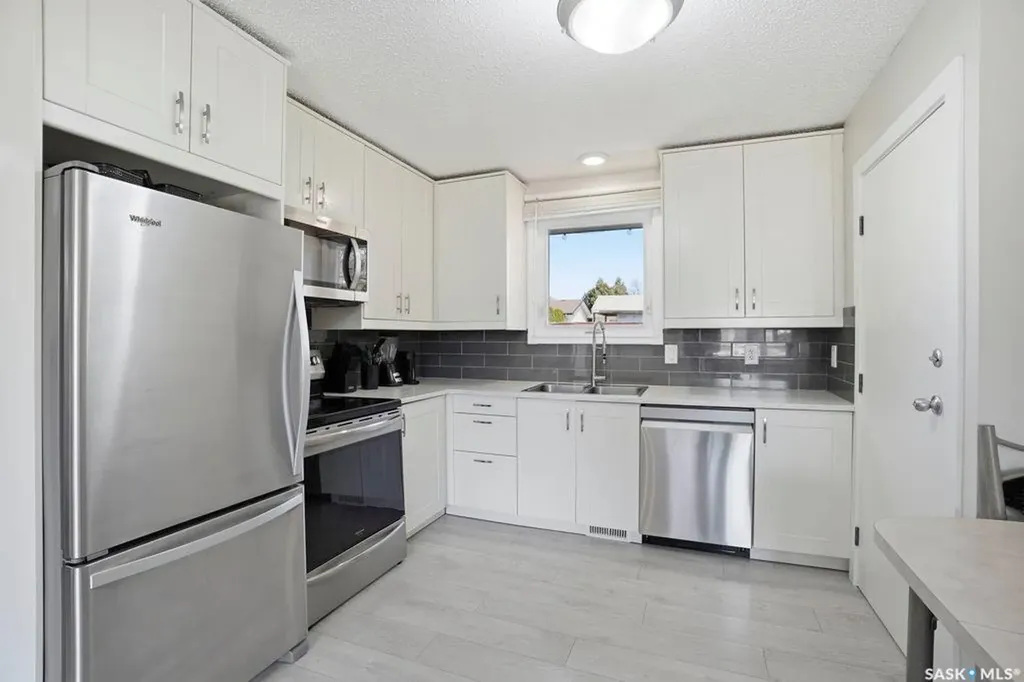 38 Cartier Crescent Saskatoon SK S7L 4L7