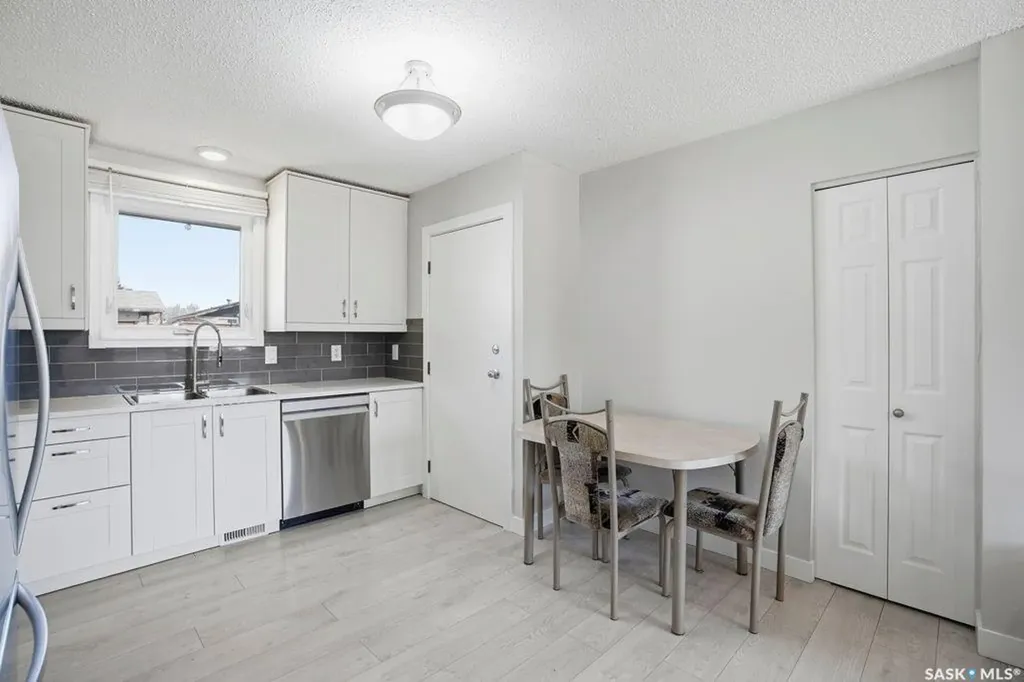 38 Cartier Crescent Saskatoon SK S7L 4L7