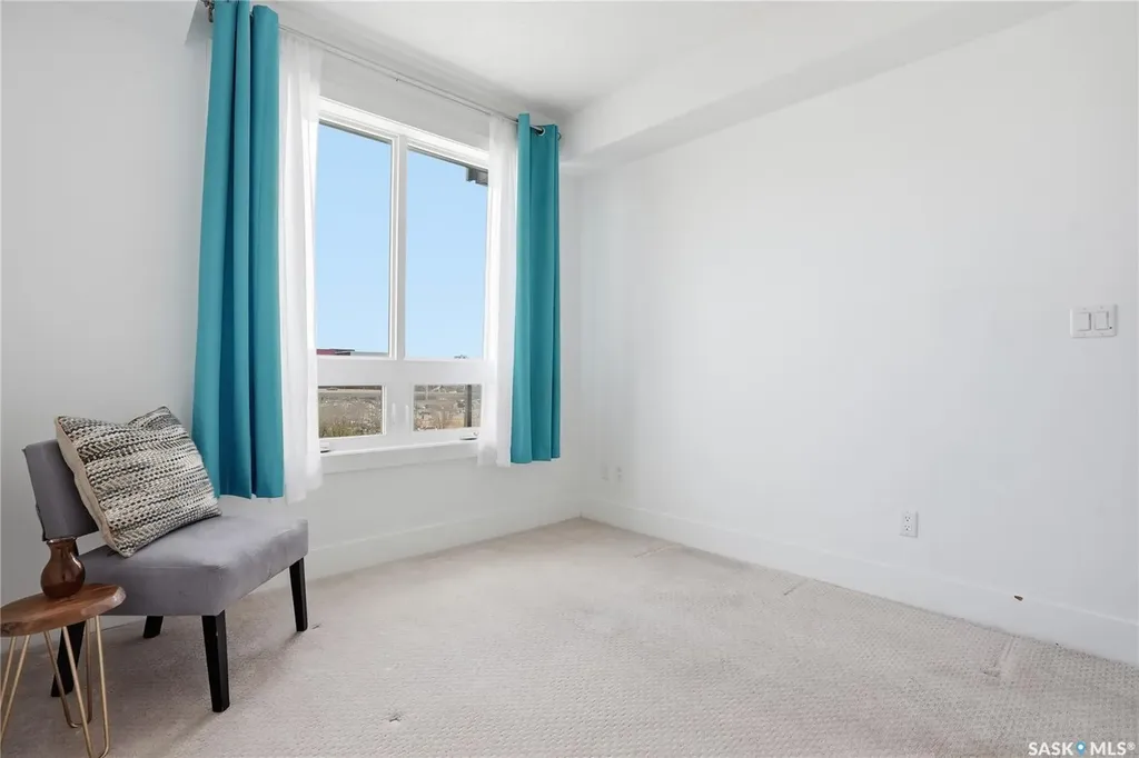 409 B Avenue S Saskatoon SK S7M 1M7