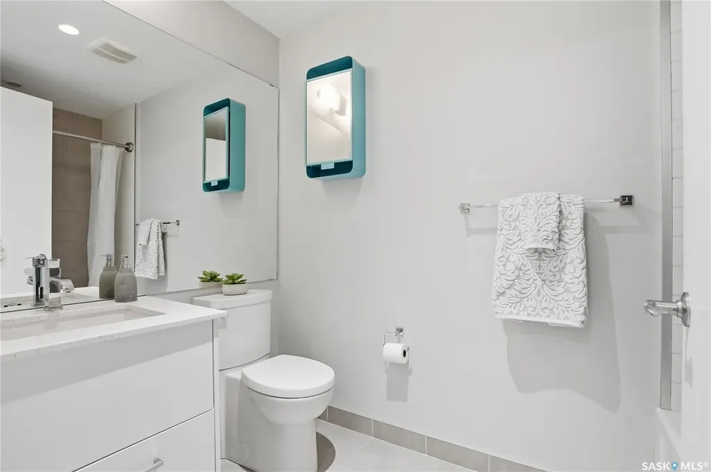 409 B Avenue S Saskatoon SK S7M 1M7