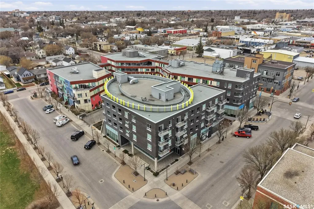 409 B Avenue S Saskatoon SK S7M 1M7