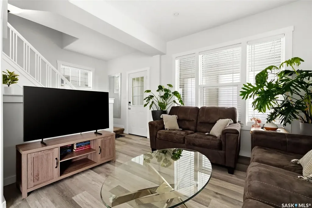 1578 Retallack Street Regina SK S4T 2J4