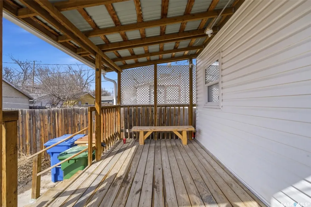 1578 Retallack Street Regina SK S4T 2J4