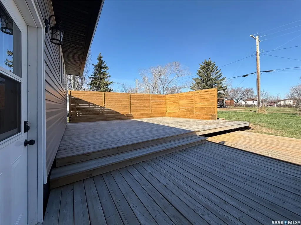 211 2nd Street S Cabri SK S0N 0J0
