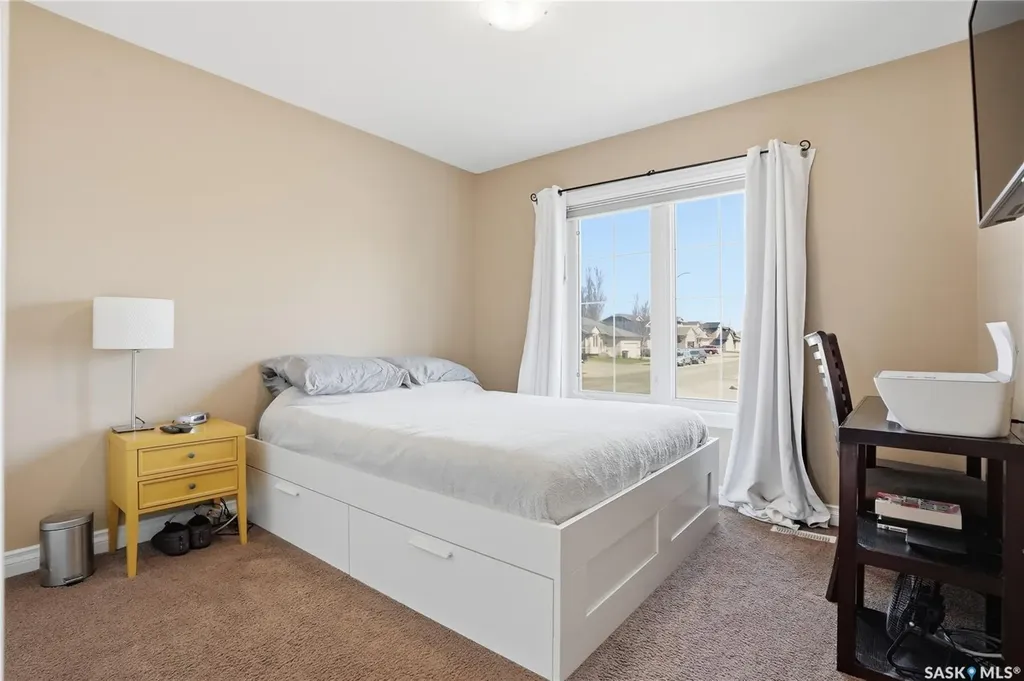 102 Keedwell Street Saskatoon SK S7W 1B4