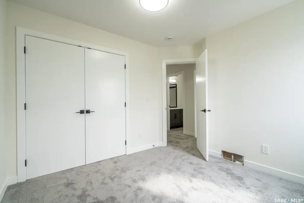 1142 Poley Street N Regina SK S4R 8H3