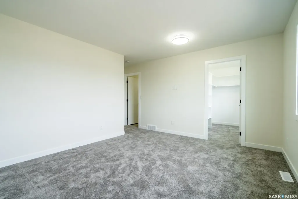 1142 Poley Street N Regina SK S4R 8H3