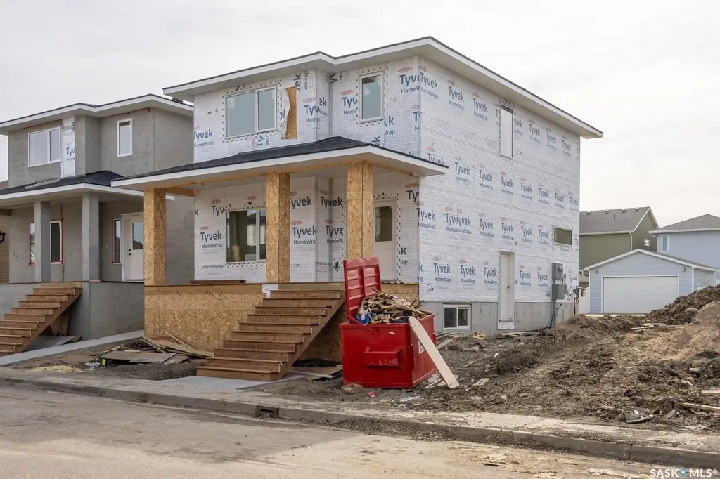 1142 Poley Street N Regina SK S4R 8H3