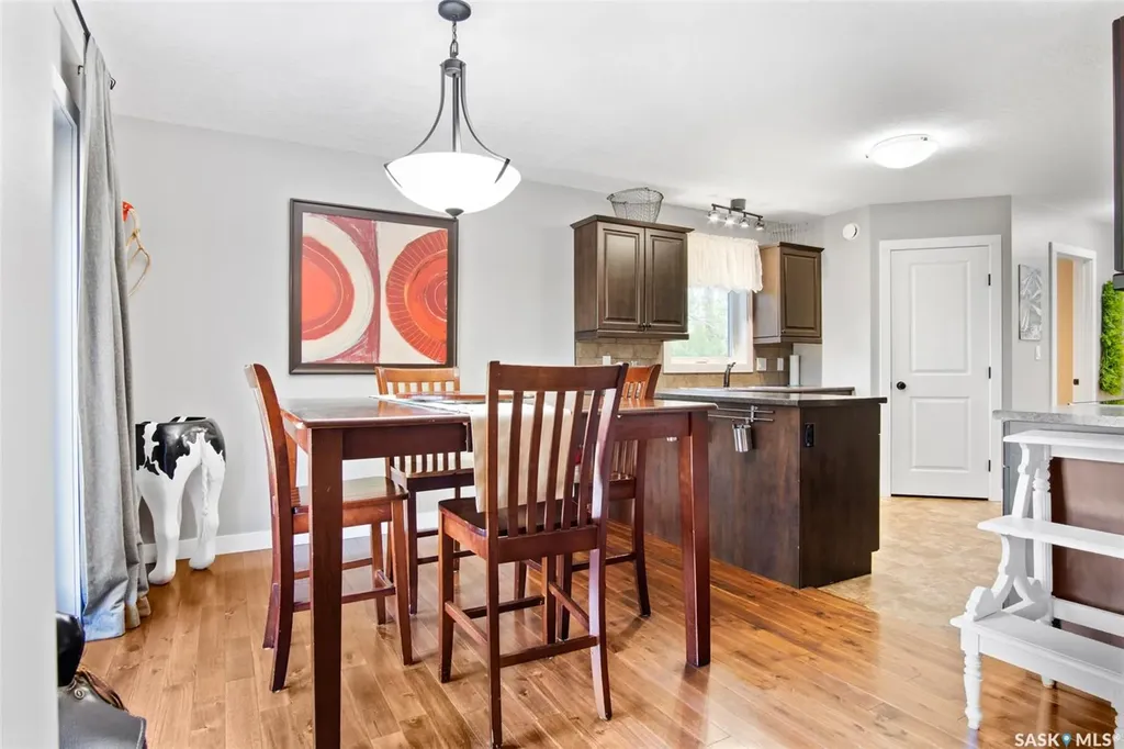 106 2nd Avenue N Lucky Lake SK S0L 1Z0