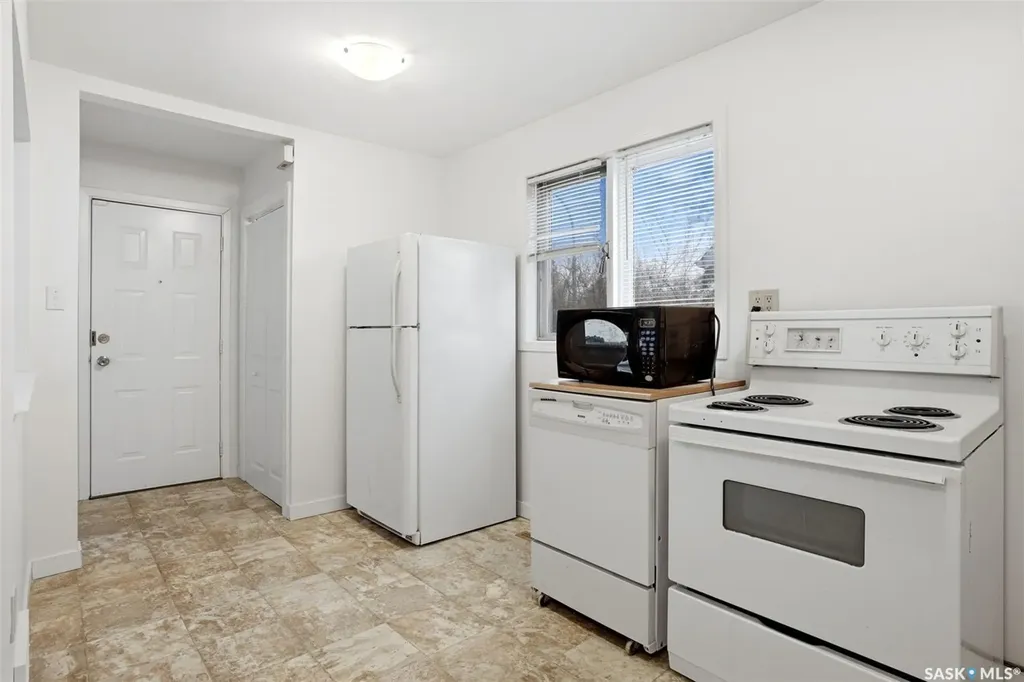 4015 2nd Avenue Regina SK S4T 0B3