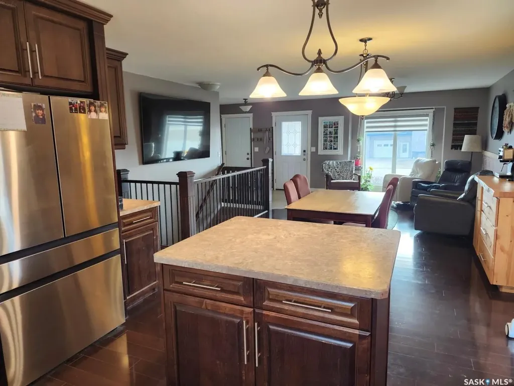 505 Cardinal Court Shellbrook SK S0J 2E0
