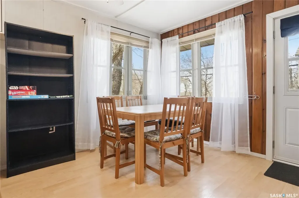 228A Green Avenue Regina Beach SK S0G 4C0
