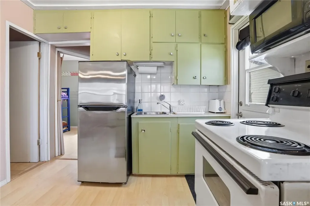 228A Green Avenue Regina Beach SK S0G 4C0