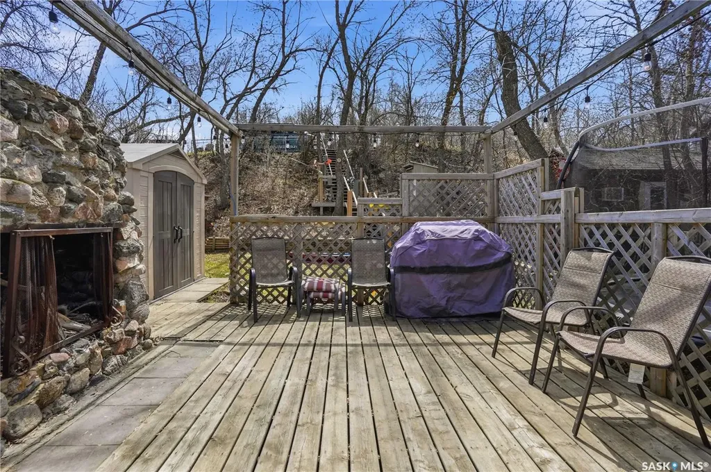 228A Green Avenue Regina Beach SK S0G 4C0