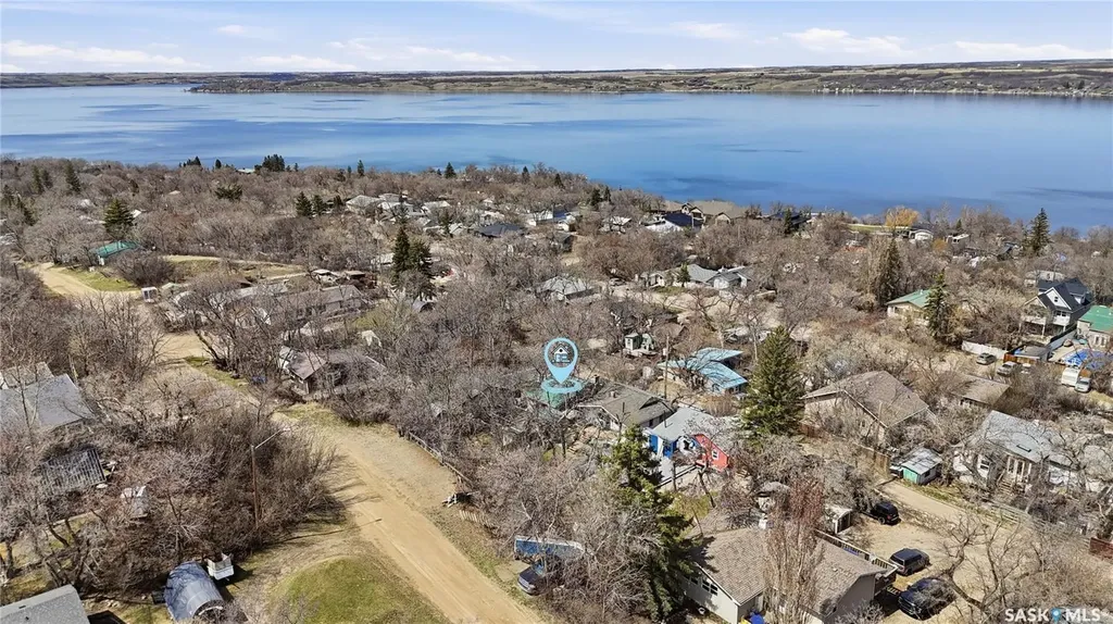 228A Green Avenue Regina Beach SK S0G 4C0