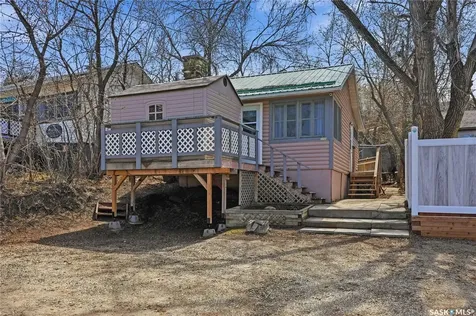 228A Green Avenue Regina Beach SK S0G 4C0