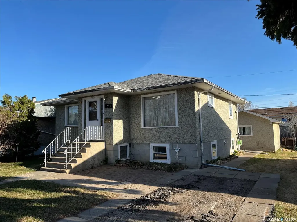 1010 13th Street W Prince Albert SK S6V 3H7
