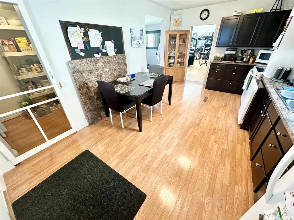 212 Foster Street Weyburn SK S4H 0R1