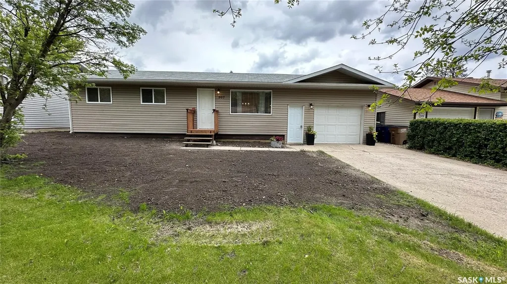 807 107th Avenue Tisdale SK S0E 1T0