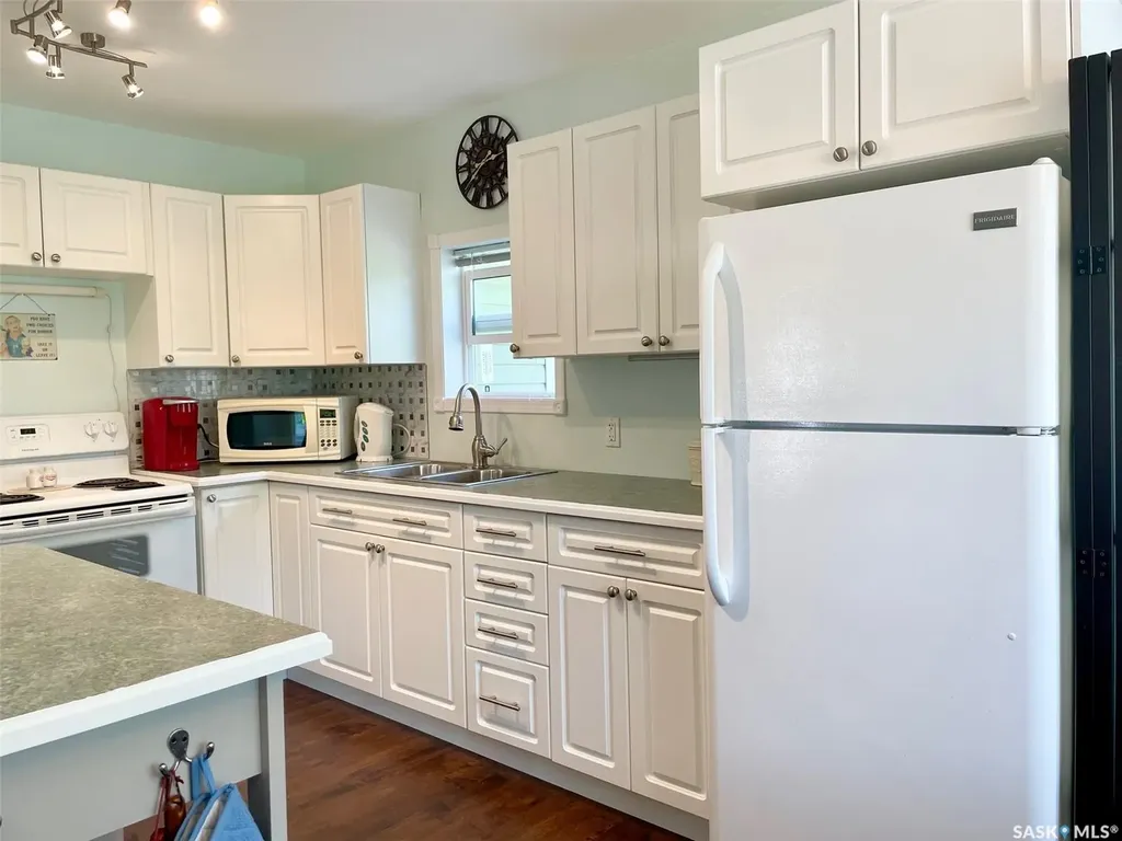 311 Sandy Crescent Good Spirit Lake SK S0A 0L0