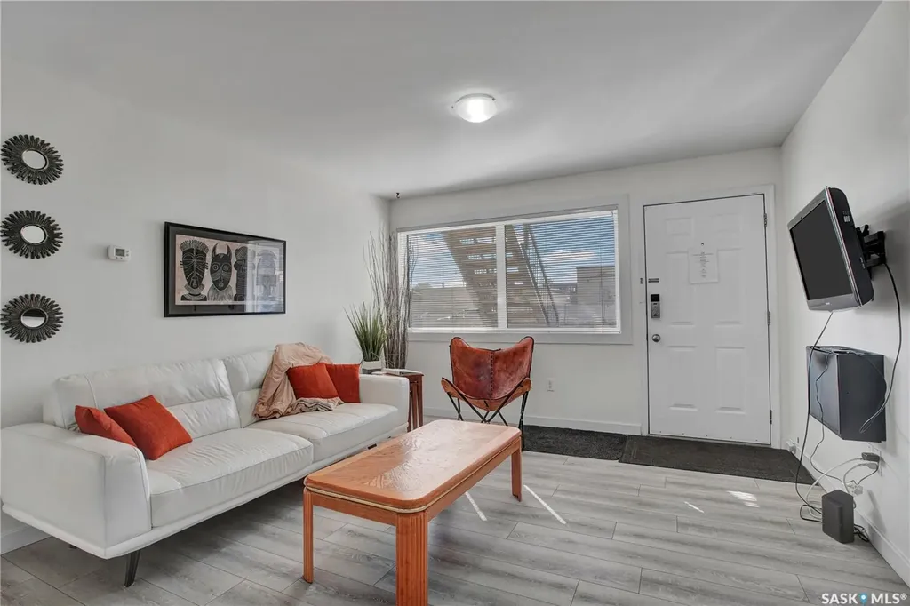 120 C Avenue N Saskatoon SK S7L 7M3