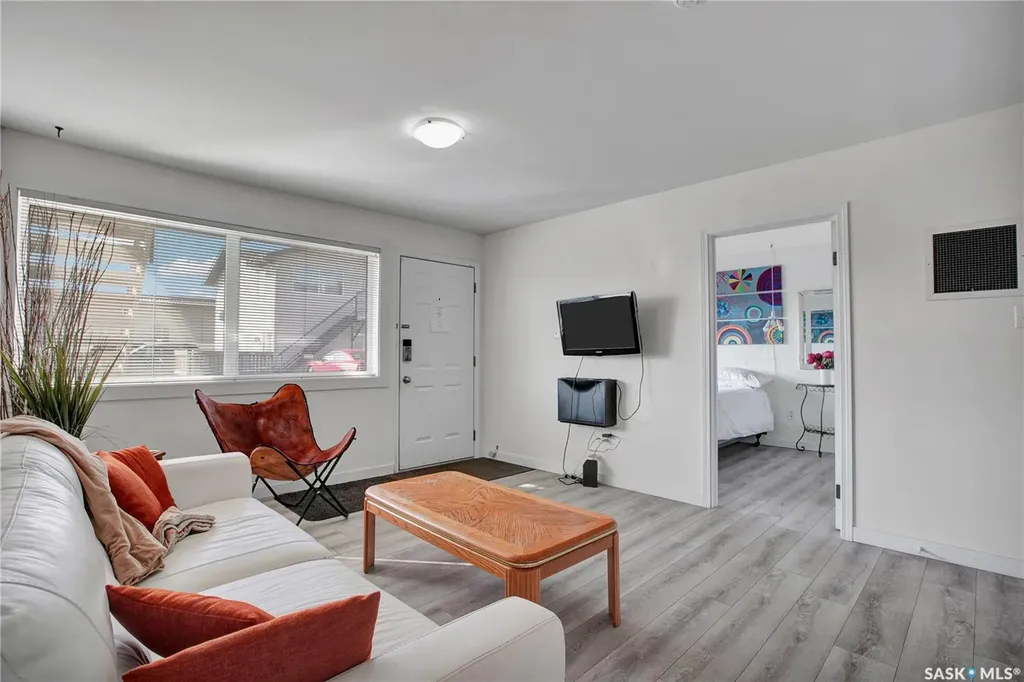 120 C Avenue N Saskatoon SK S7L 7M3