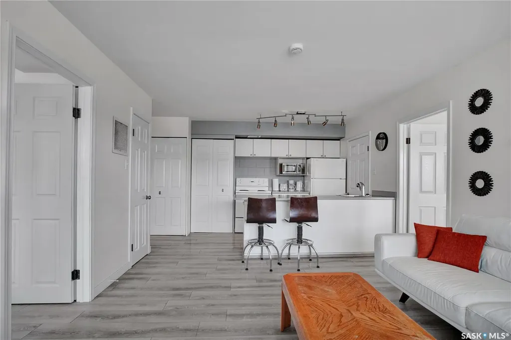120 C Avenue N Saskatoon SK S7L 7M3