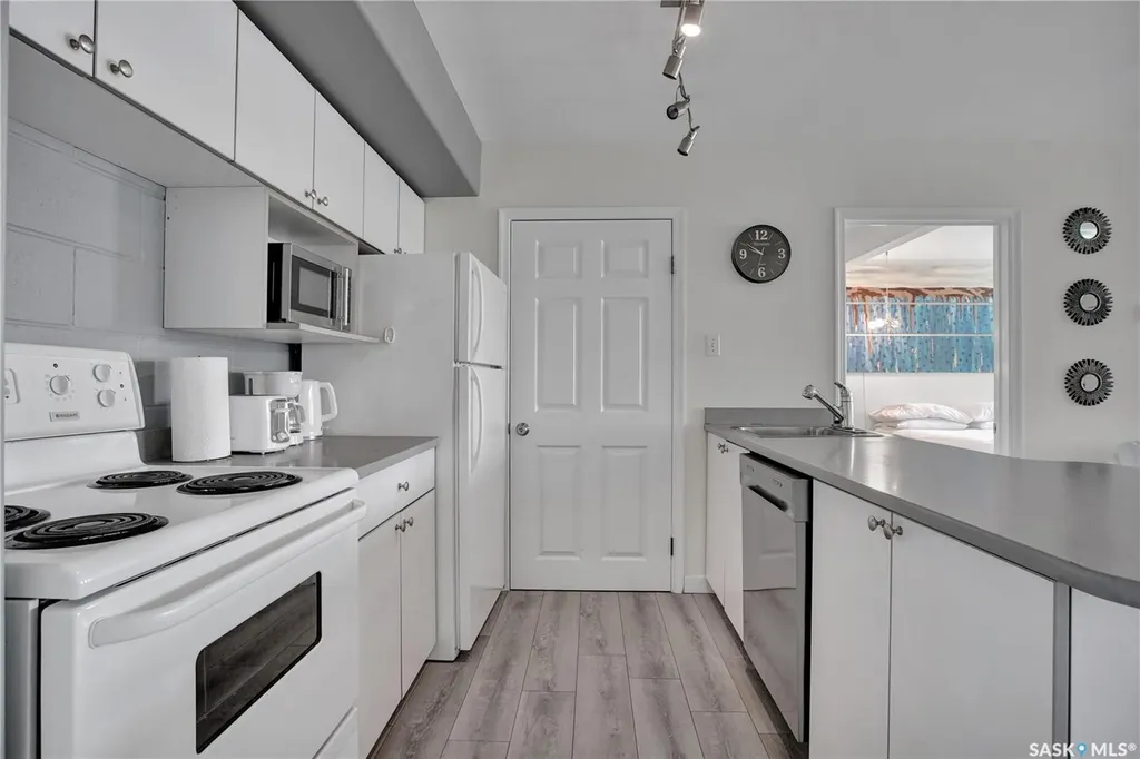 120 C Avenue N Saskatoon SK S7L 7M3