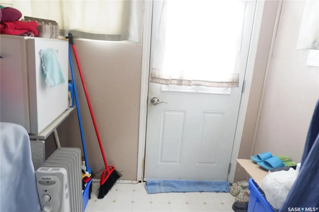 110 Railway Avenue E Eyebrow SK S0H 1L0