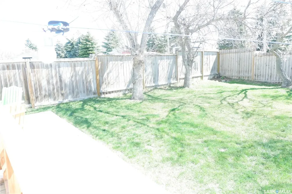 110 Railway Avenue E Eyebrow SK S0H 1L0
