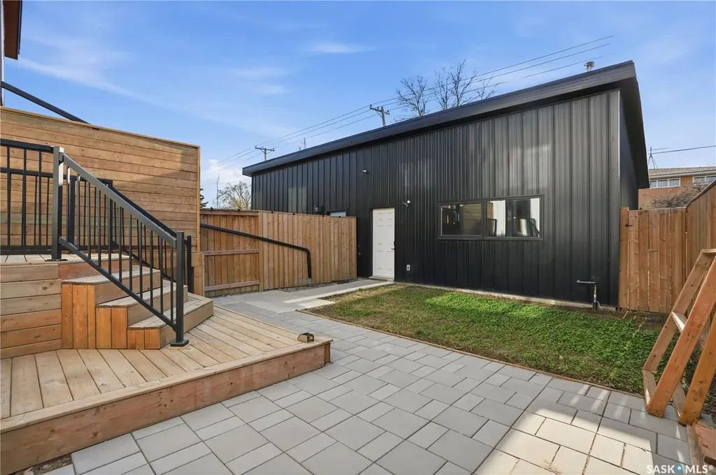 1603 Edward Avenue Saskatoon SK S7K 3B5