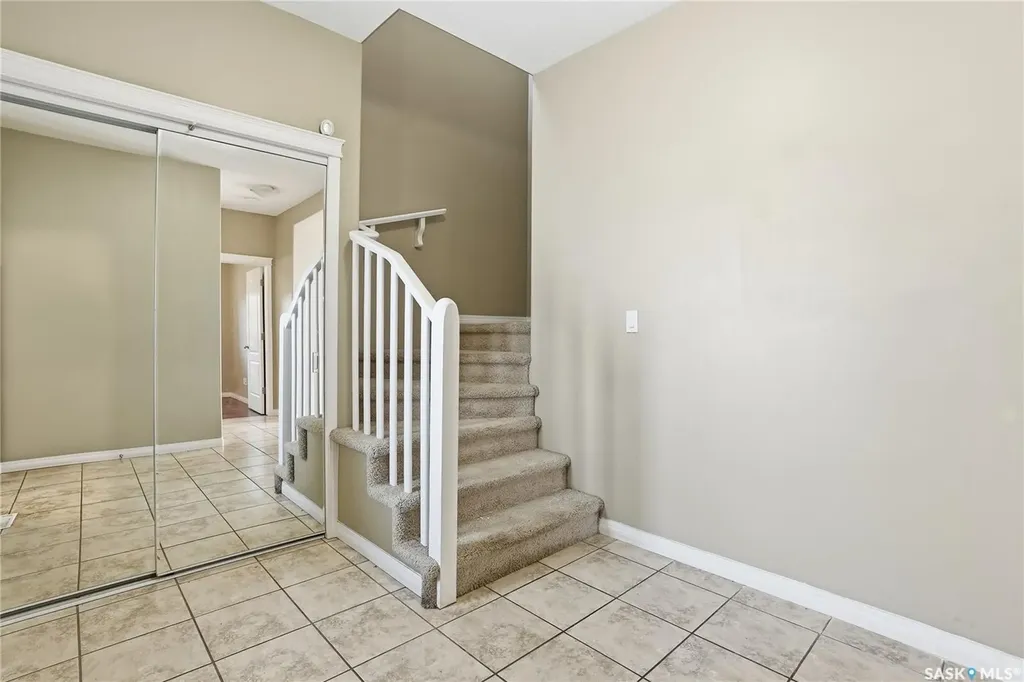 607 Beckett Crescent Saskatoon SK S7N 4X3