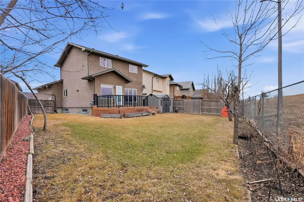 607 Beckett Crescent Saskatoon SK S7N 4X3