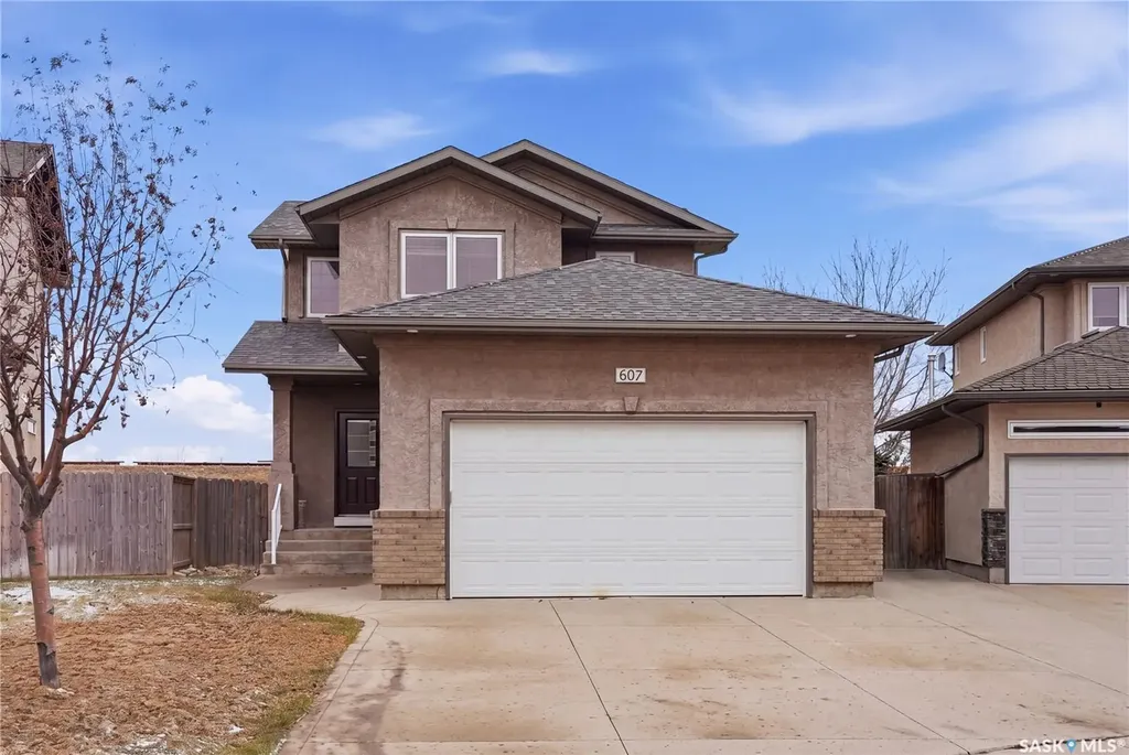 607 Beckett Crescent Saskatoon SK S7N 4X3