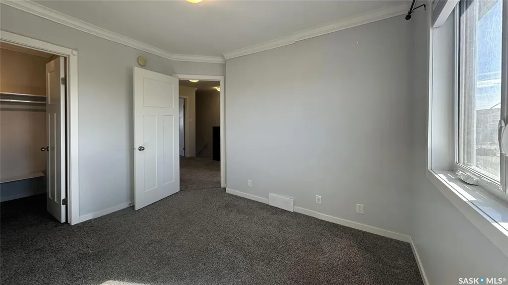 250 Akhtar Bend Saskatoon SK S7W 0W4
