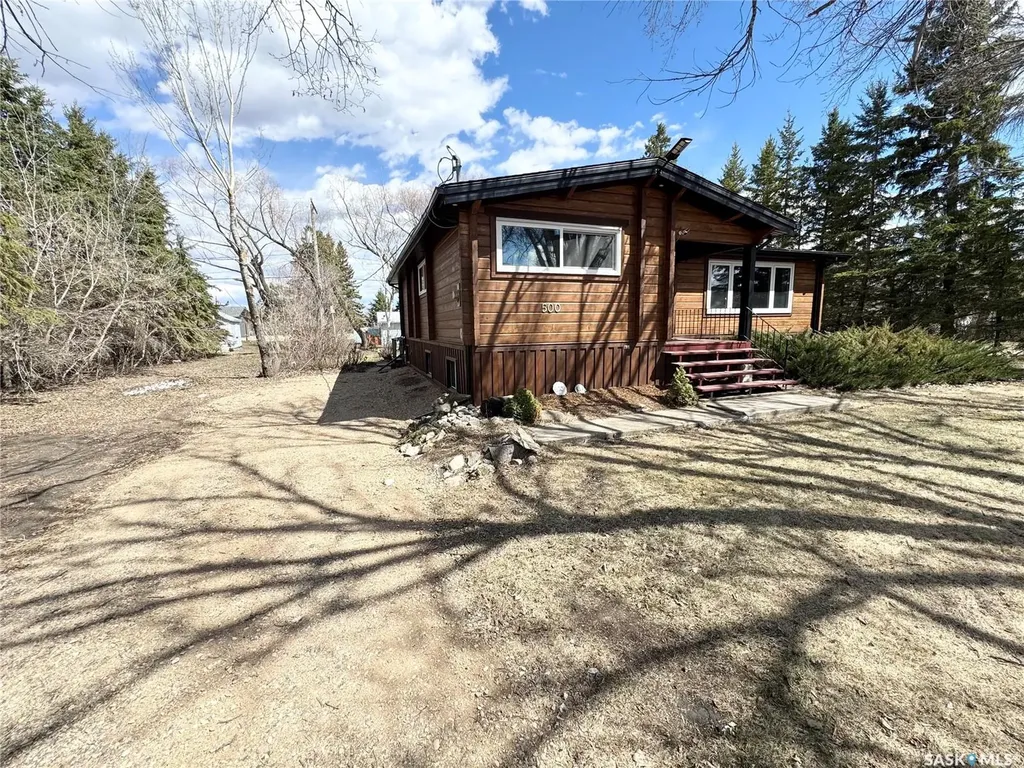500-504 1st Avenue N Rose Valley SK S0E 1M0