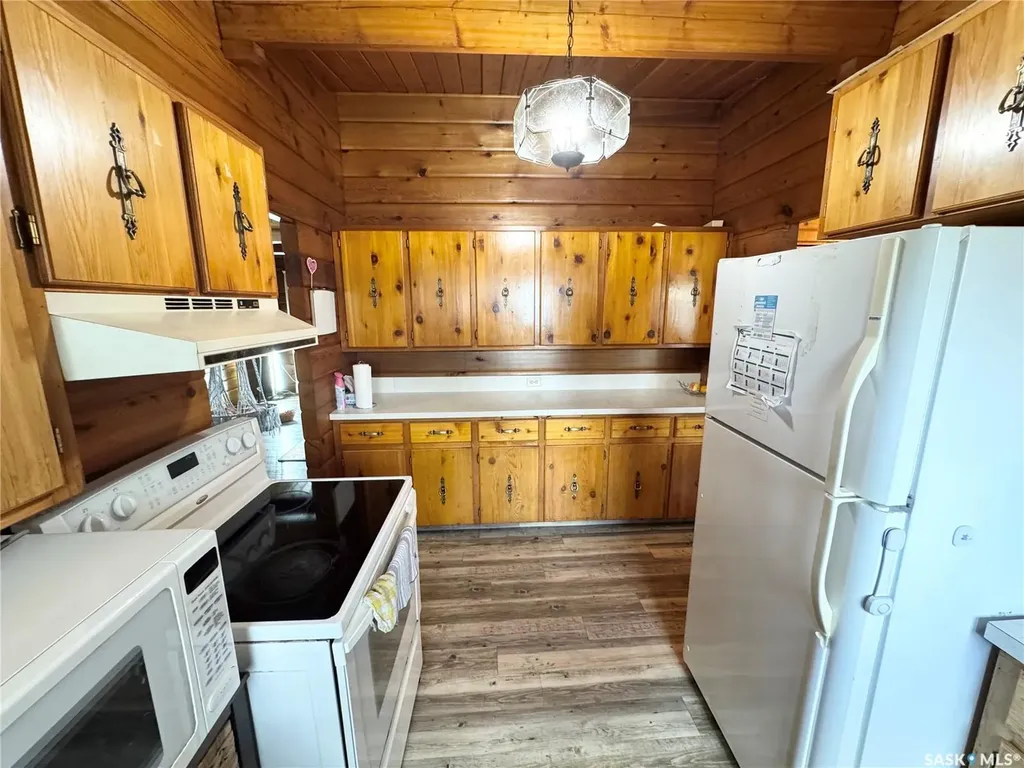 500-504 1st Avenue N Rose Valley SK S0E 1M0