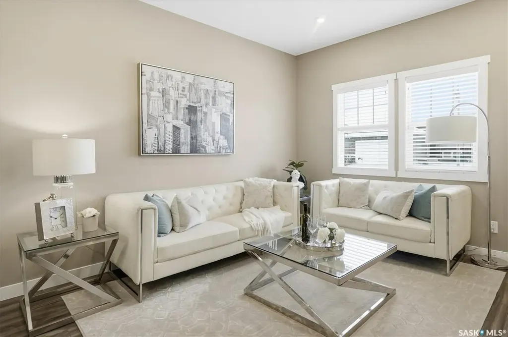 1216 Pringle Way Saskatoon SK S7T 0X5
