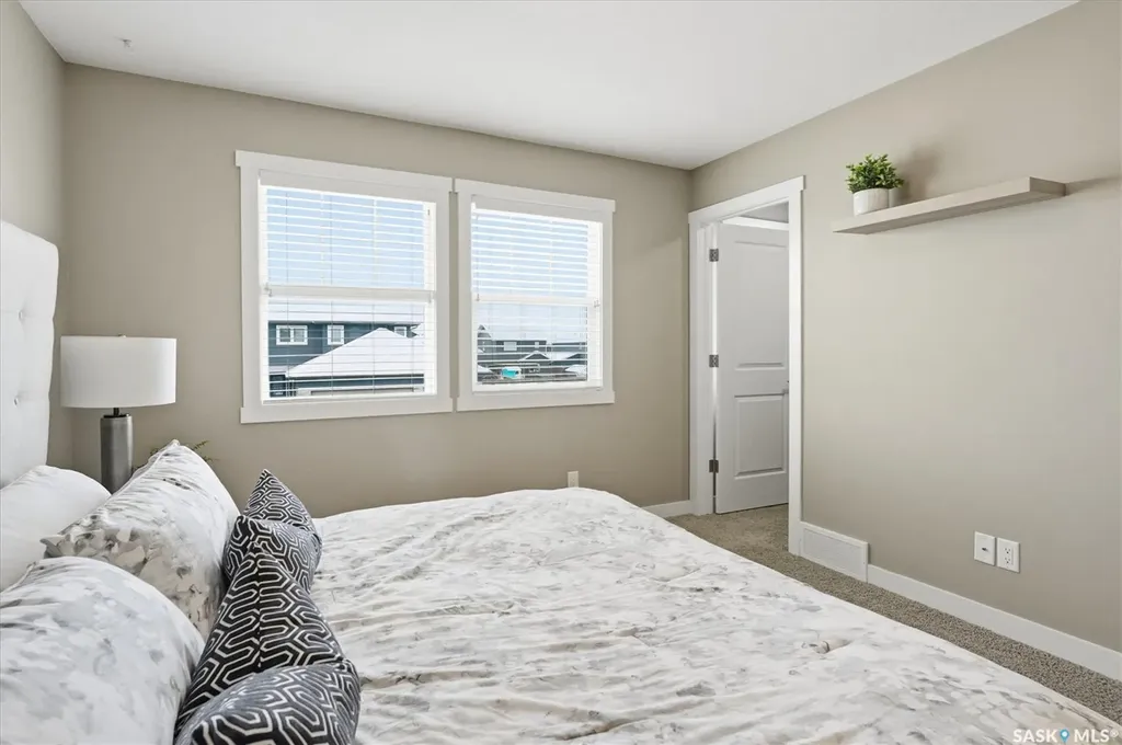 1216 Pringle Way Saskatoon SK S7T 0X5