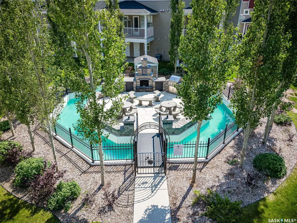 1216 Pringle Way Saskatoon SK S7T 0X5