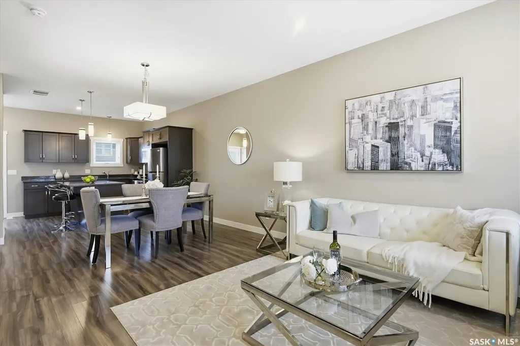 1216 Pringle Way Saskatoon SK S7T 0X5