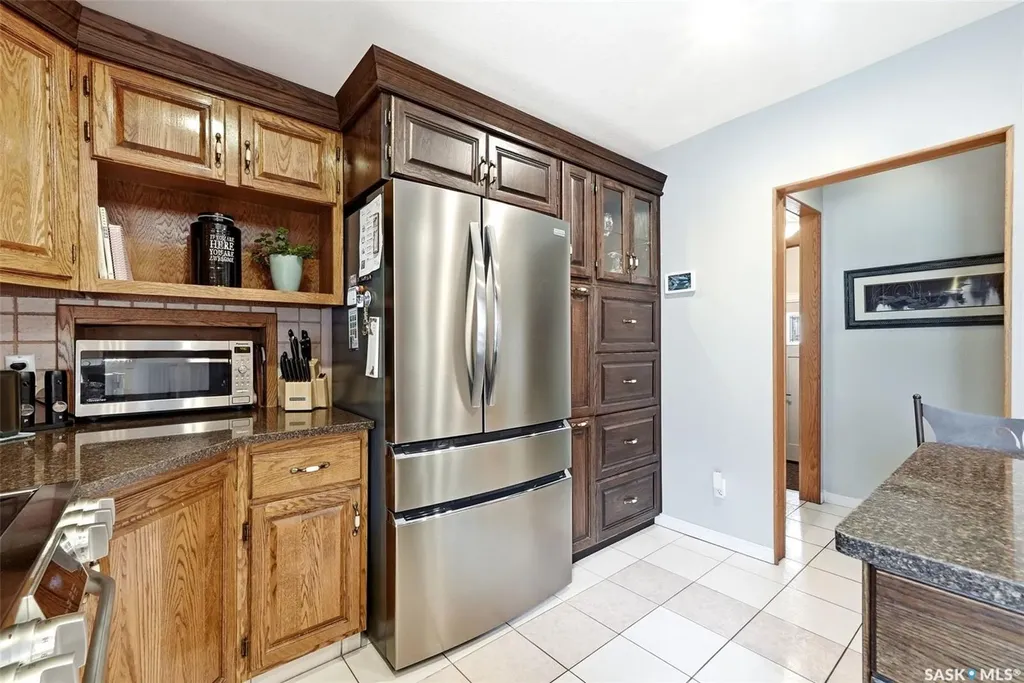 4220 Hillsdale Street Regina SK S4S 3Z2